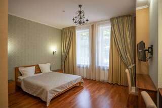 Гостиница Жемчужина Саратов Стандартный двухместный номер (второй корпус)-3